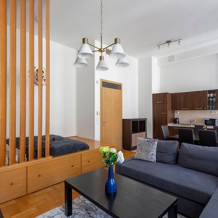 Central Gozsdu Aparment By Quentin Homes Budapest Bagian luar foto